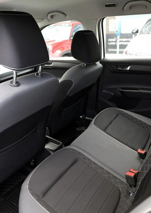 Skoda Fabia cena 46900 przebieg: 96030, rok produkcji 2020 z Sandomierz małe 301